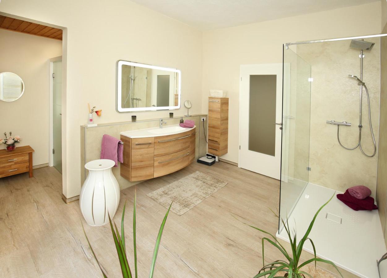 Ferienwohnung Am Schildautal-Mit Gartenlounge & Wlan Seesen Exteriör bild